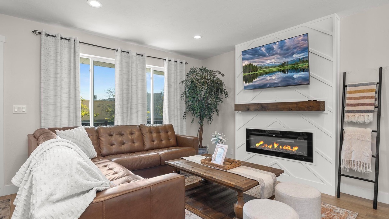 Photo of Livingroom in Orem