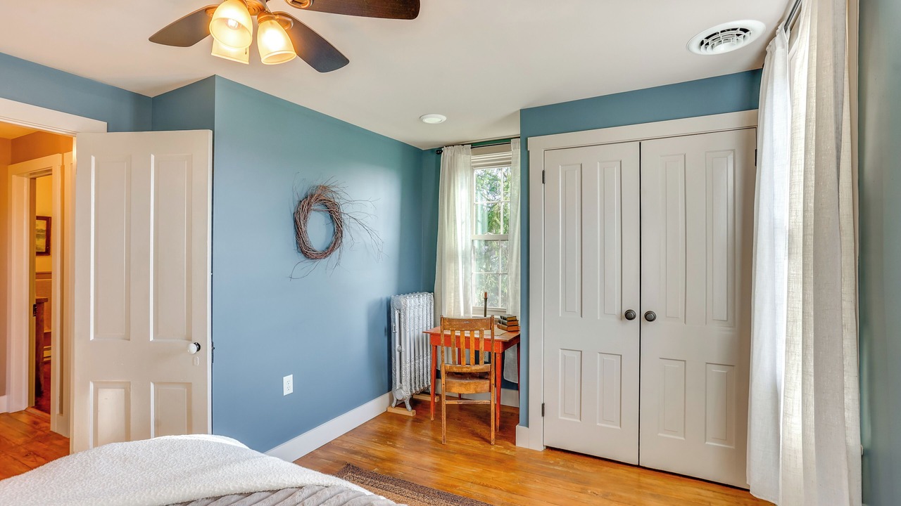 Photo of Bedroom in Mount Joy