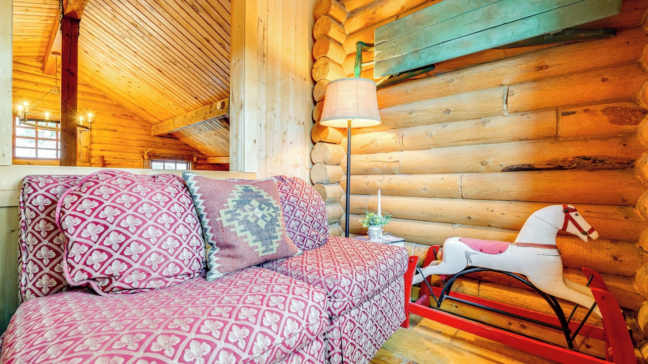 Photo of Livingroom in Summit Park