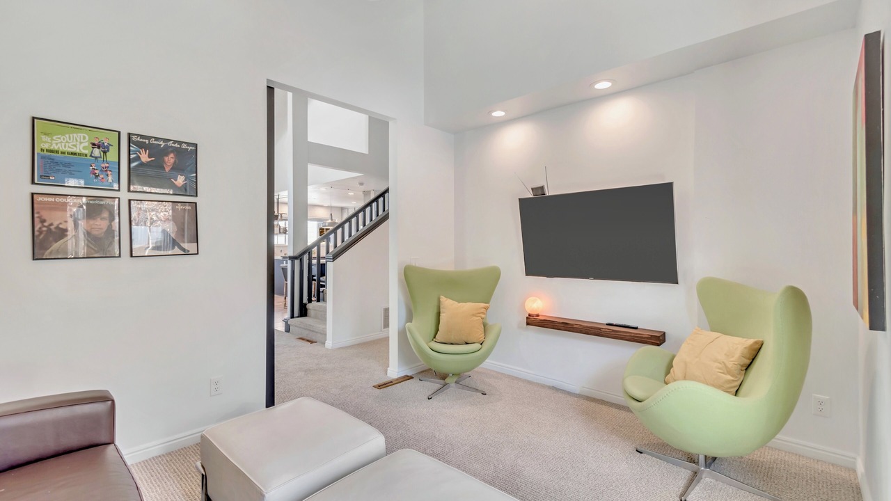 Photo of Bedroom in Olympus Cove