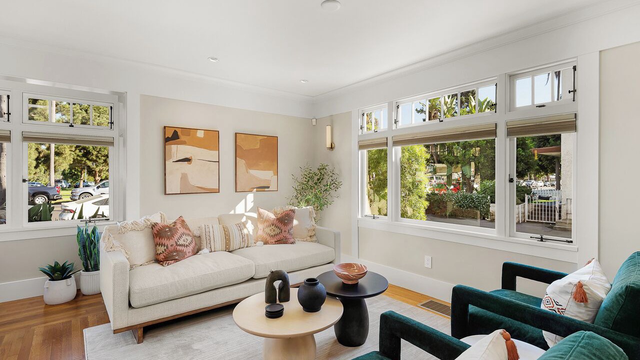 Photo of Livingroom in Park West