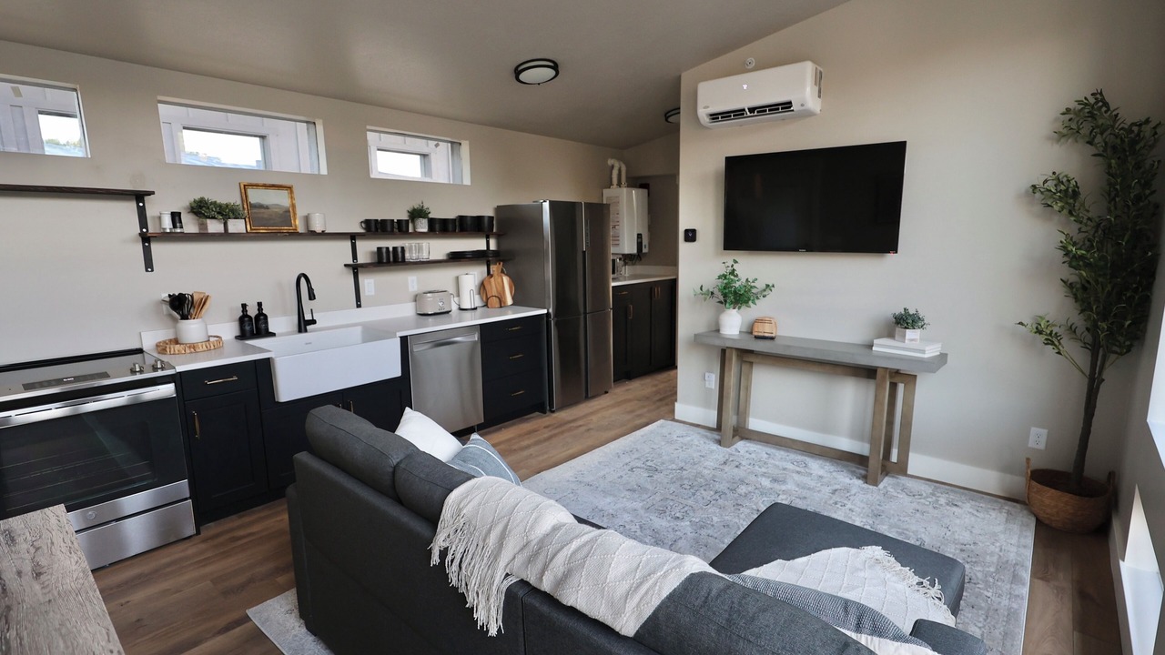 Photo of Livingroom in South Weber