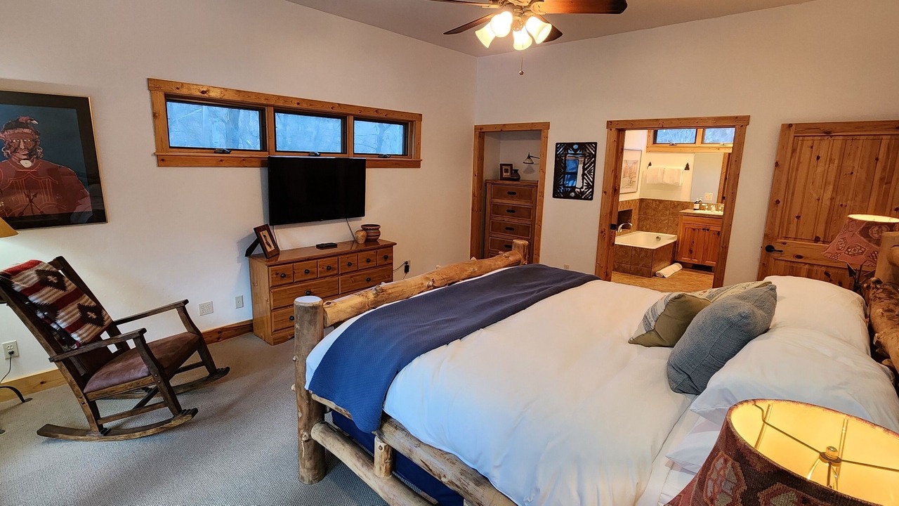 Photo of Bedroom in Sundance
