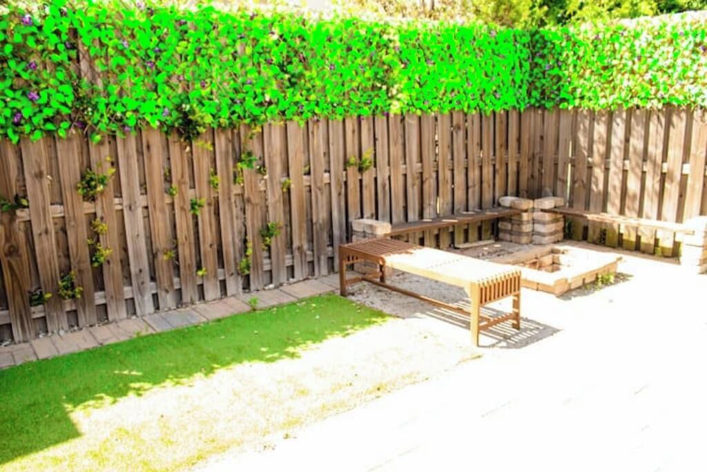 Photo of Outdoor in Metropolitan