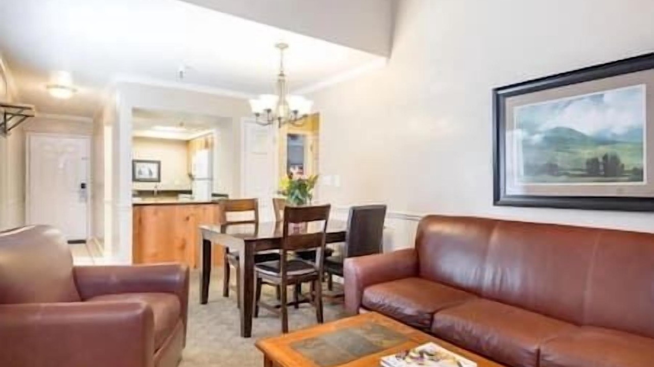 Photo of Livingroom in North Park City
