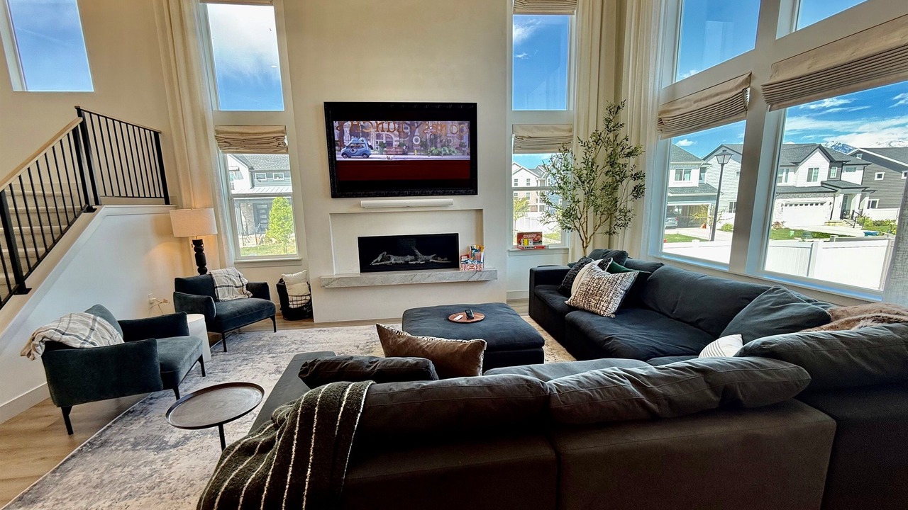 Photo of Livingroom in Lehi