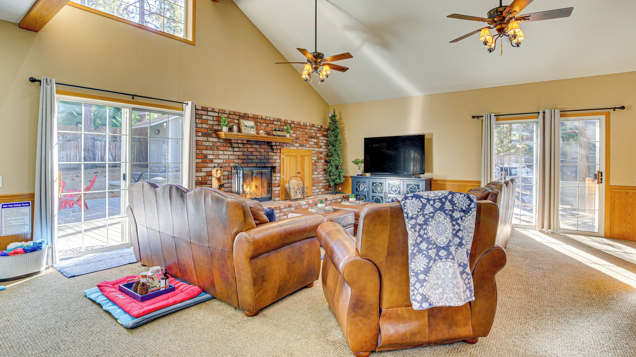 Photo of Livingroom in Big Bear City