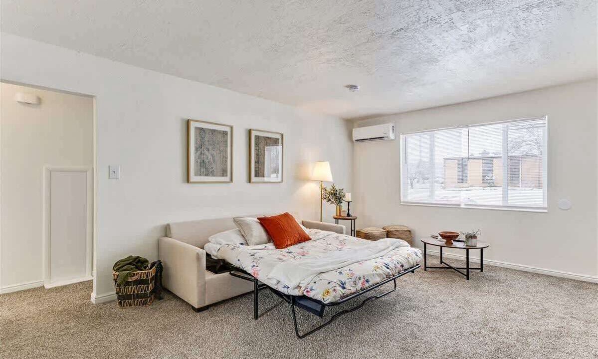 Photo of Bedroom in Bountiful