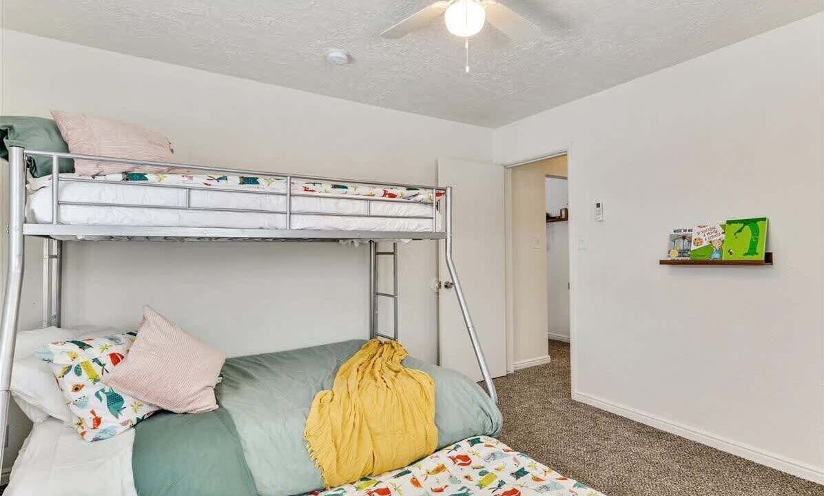 Photo of Bedroom in Bountiful
