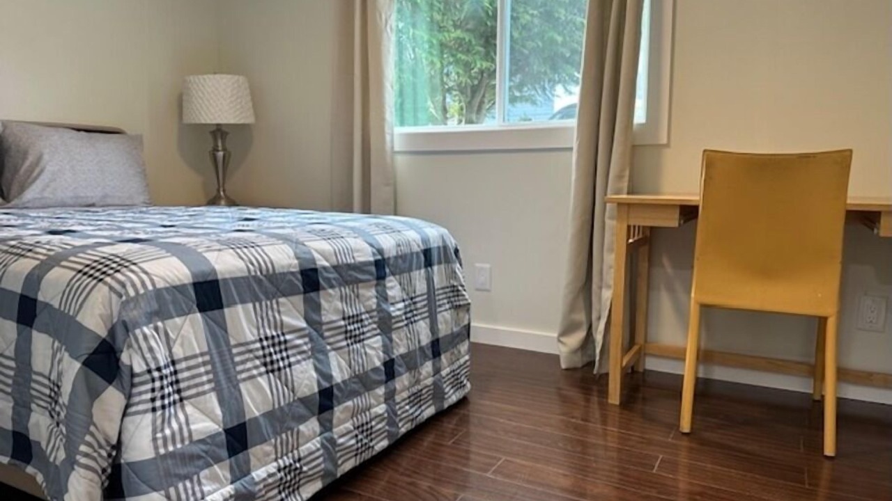 Photo of Bedroom in Shoreline