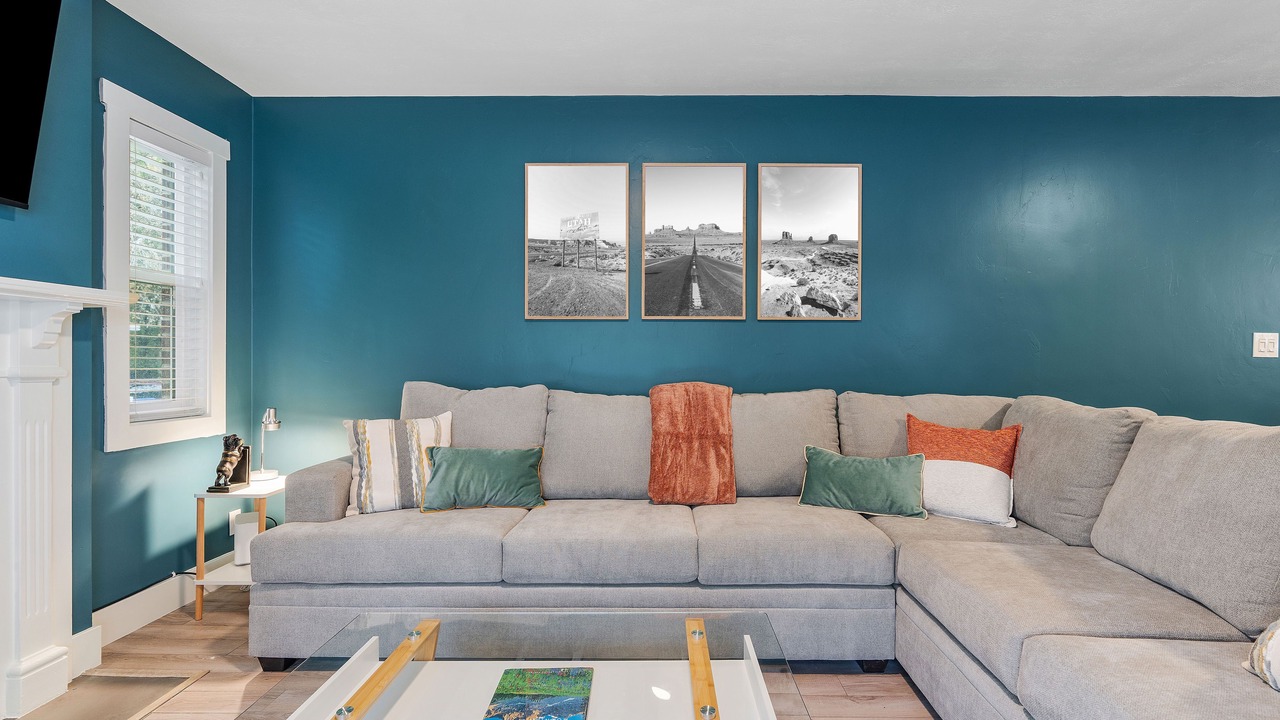 Photo of Livingroom in South Salt Lake