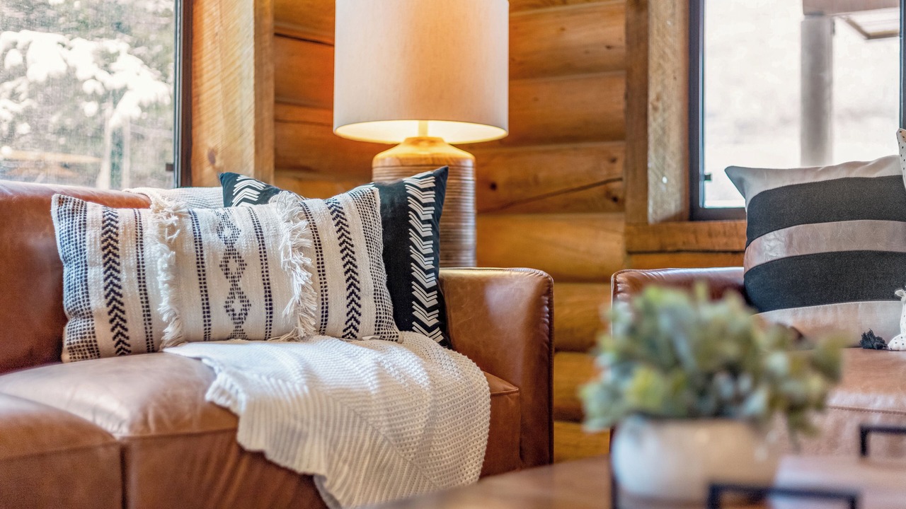 Photo of Livingroom in Summit Park
