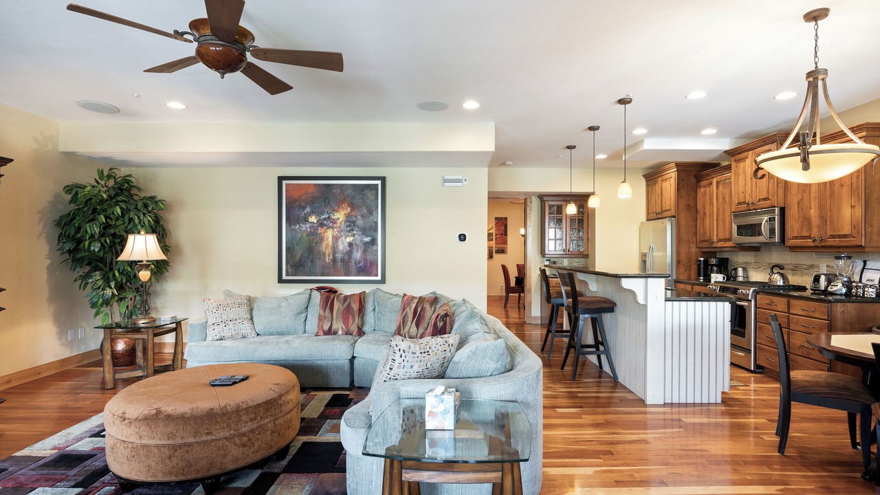 Photo of Livingroom in Canyon Links