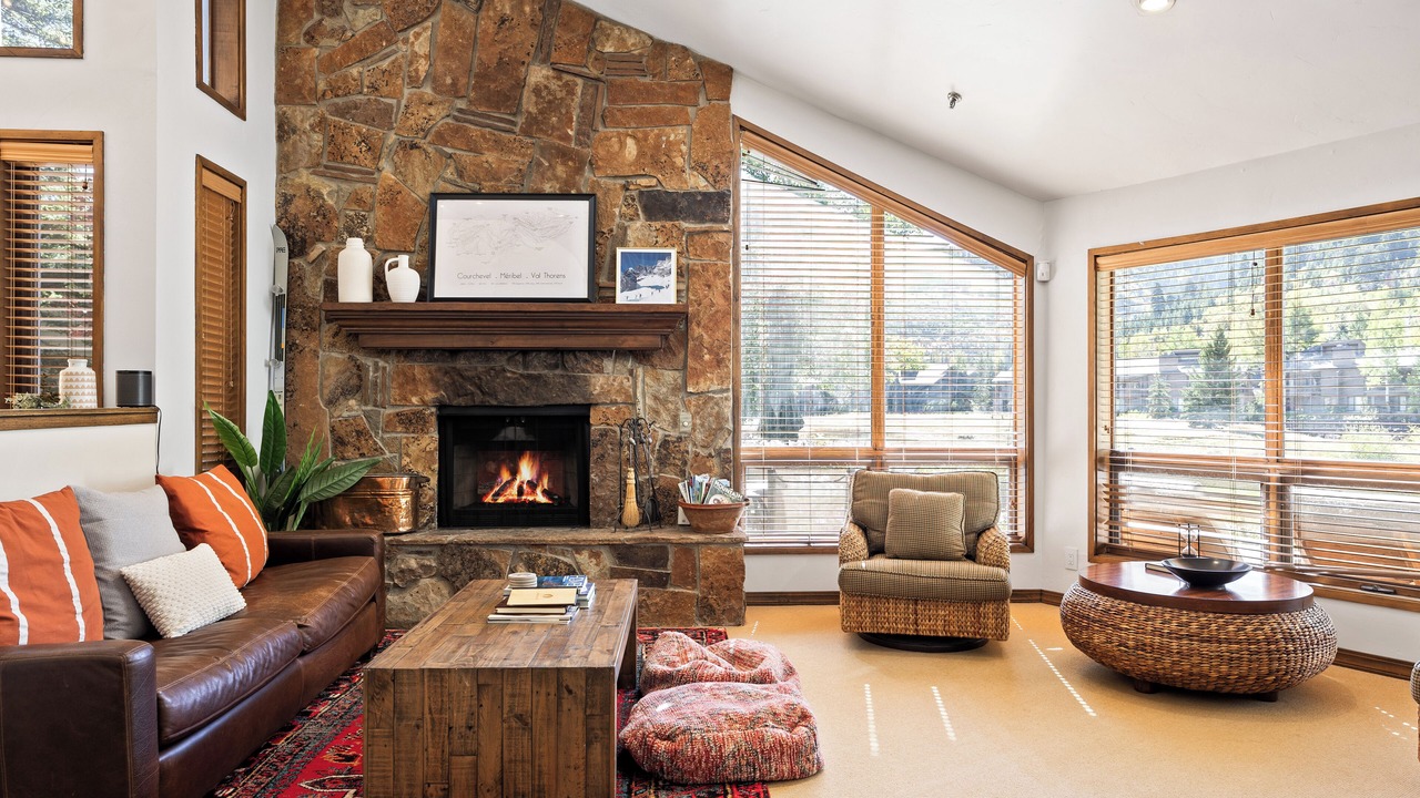 Photo of Livingroom in Deer Valley