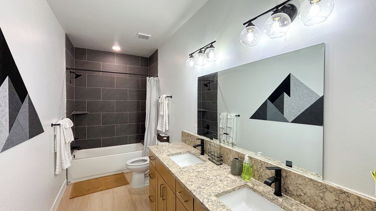 Photo of Bathroom in Hatch