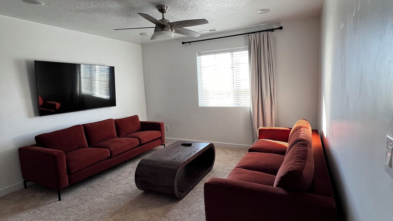 Photo of Livingroom in American Fork