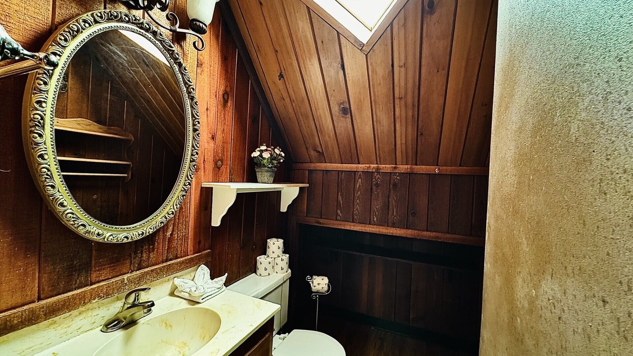 Photo of Bathroom in Whispering Forest