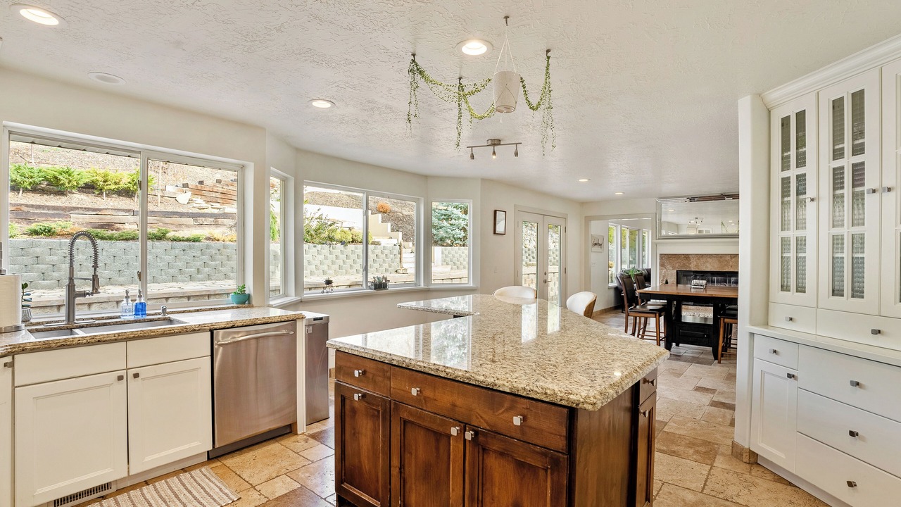 Photo of Kitchen in Cottonwood Heights