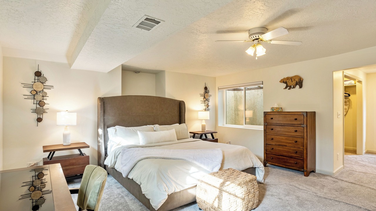 Photo of Bedroom in Cottonwood Heights