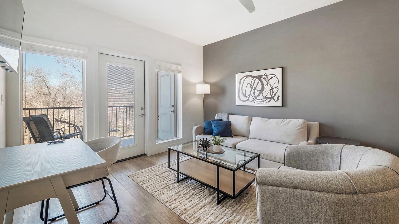 Photo of Livingroom in South Salt Lake