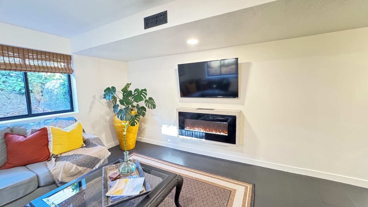 Photo of Livingroom in Highland