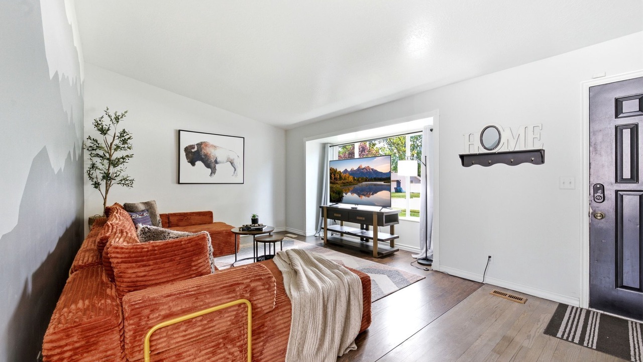 Photo of Livingroom in Sandy