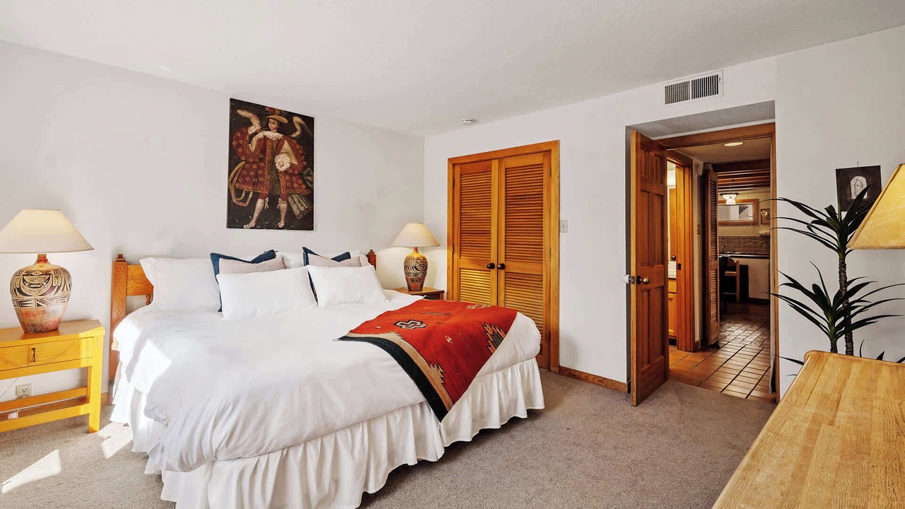 Photo of Bedroom in Nambe Pueblo