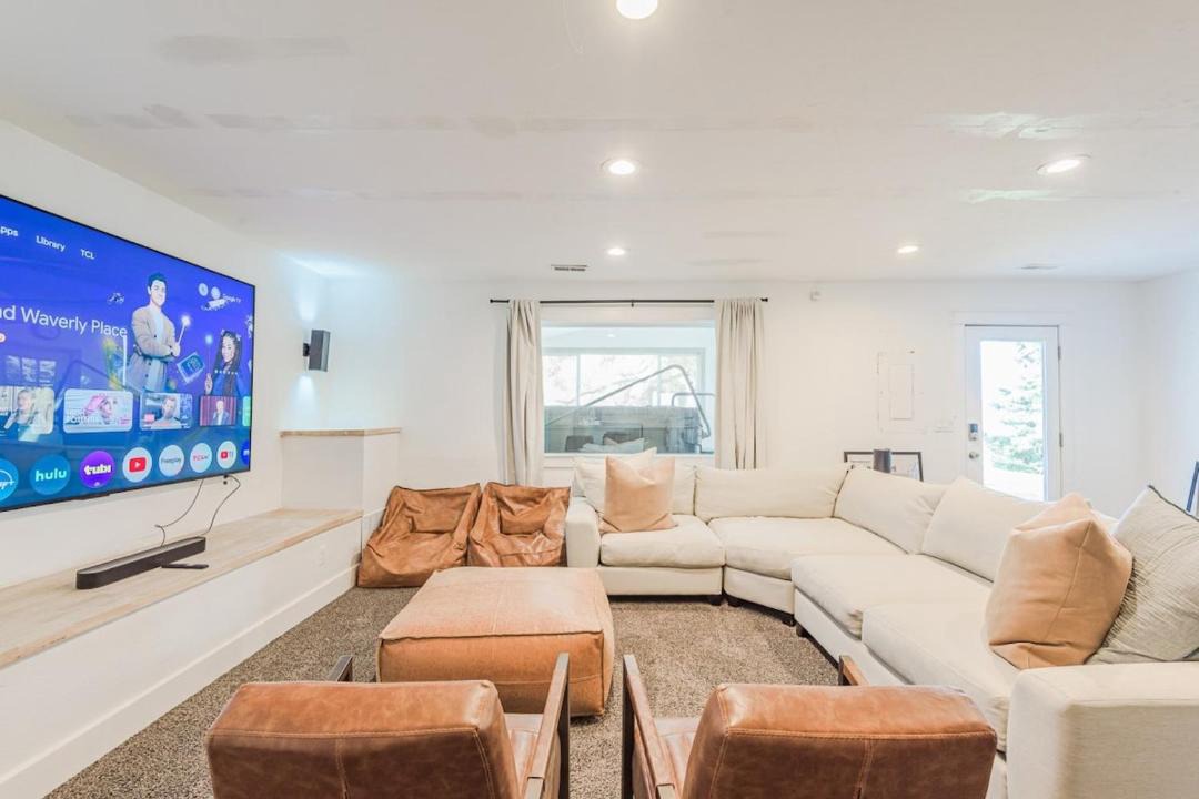 Photo of Livingroom in Orem North