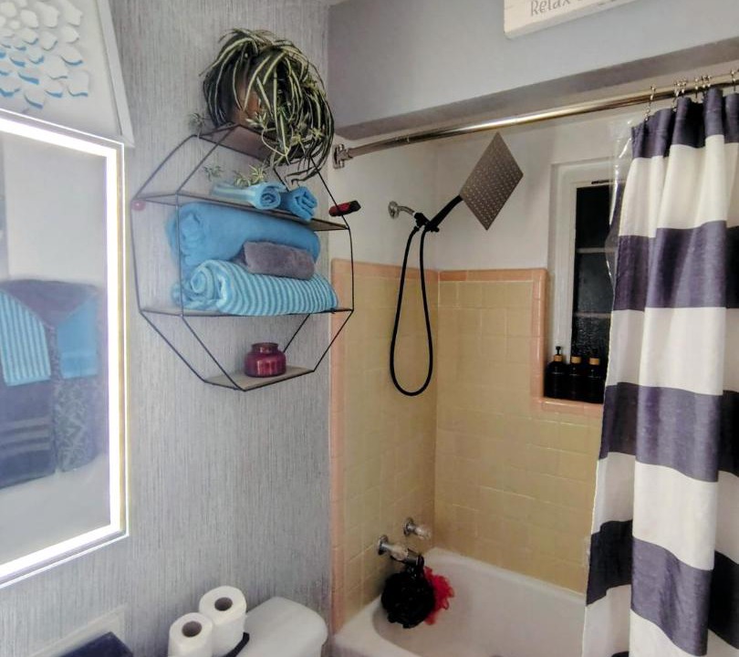 Photo of Bathroom in Lower Avenues