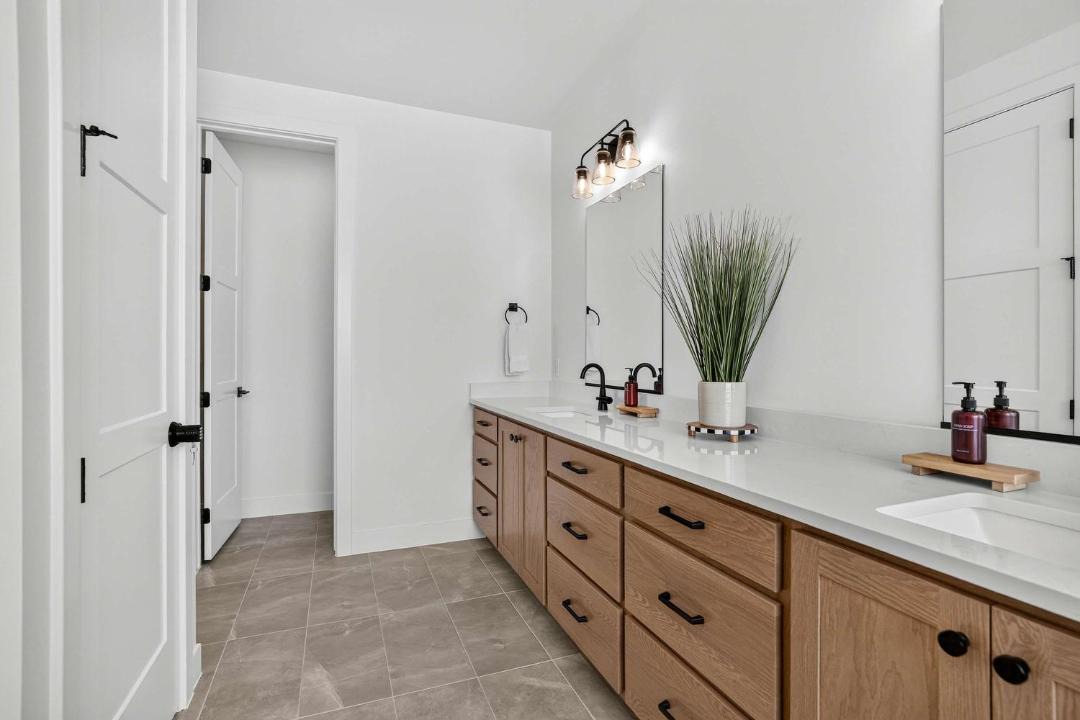 Photo of Bathroom in Greenehaven