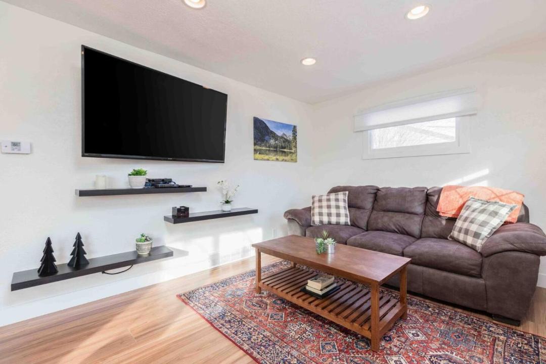 Photo of Livingroom in Canyon Rim