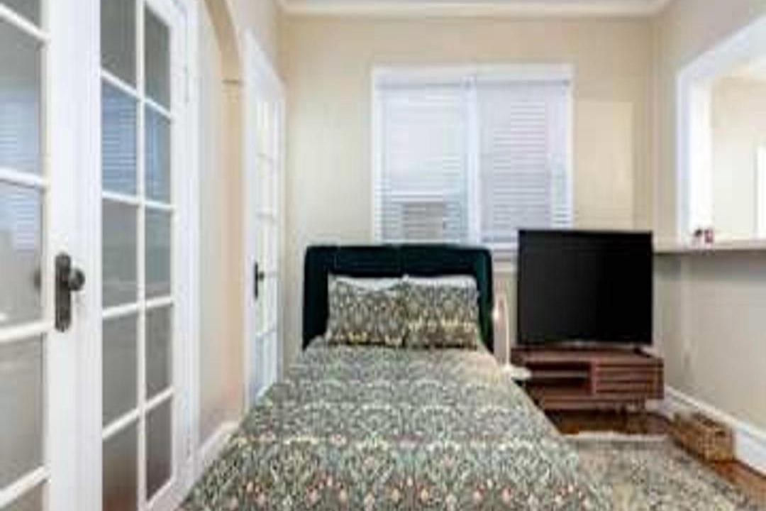 Photo of Bedroom in Lower Avenues