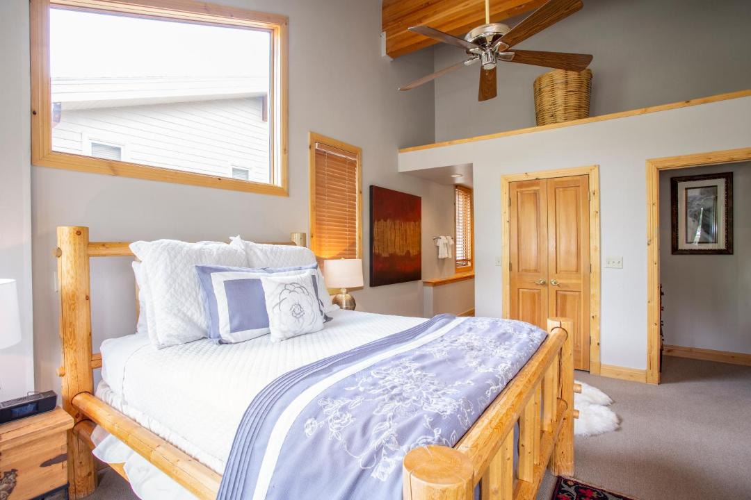 Photo of Bedroom in Deer Valley