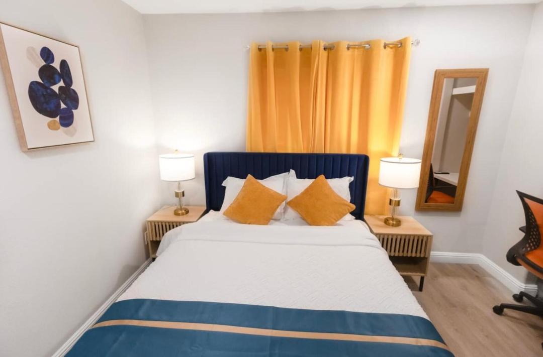 Photo of Bedroom in Central Escondido