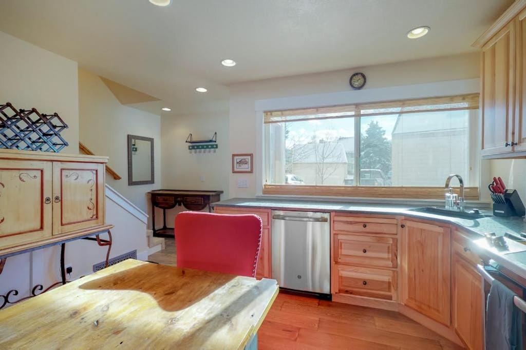 Photo of Kitchen in Park Meadows