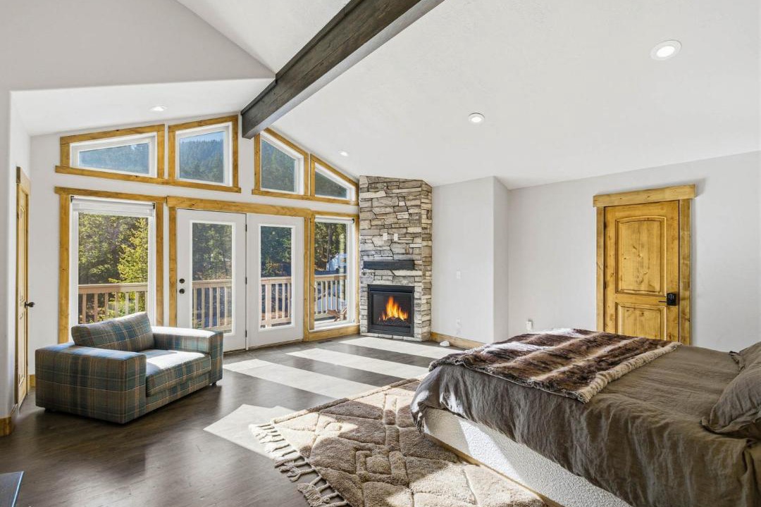 Photo of Bedroom in Summit Park