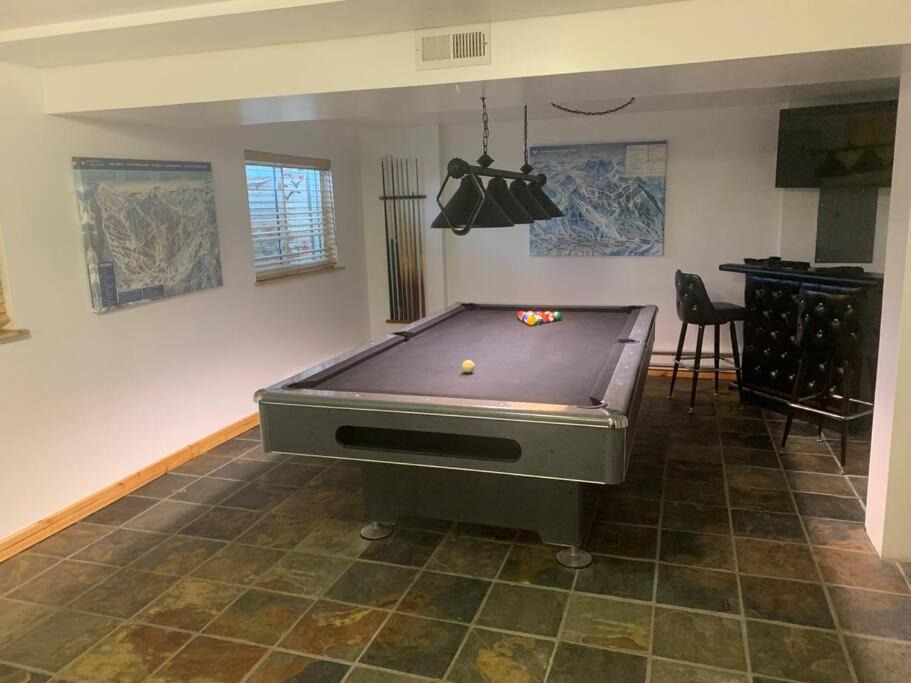 Photo of Livingroom in Sandy