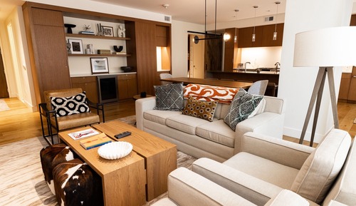 Condo, 3 Bedrooms