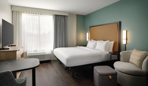 Studio Suite, 1 King Bed, Accessible (Hearing)