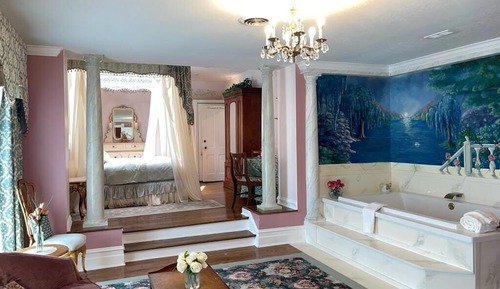 The Moonlight Luxury King Suite