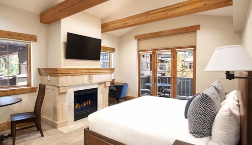 Suite, 4 Bedrooms