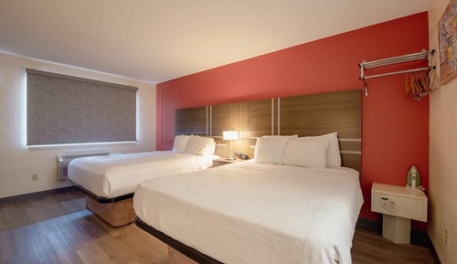 Room, 2 Queen Beds, Non Smoking