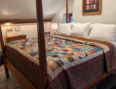 Double Room with Private Bathroom