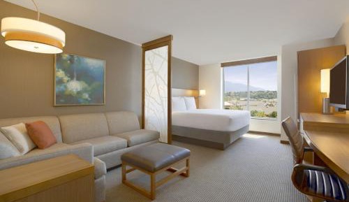 King Room with Sofa Bed - High Floor