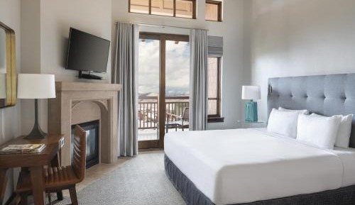 One-Bedroom Suite