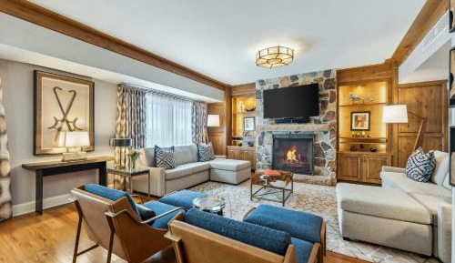Executive, Suite, 1 King, Valley view