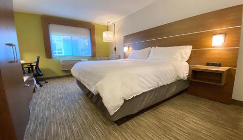 Standard King Room