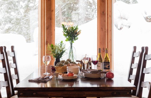 Summit Park Cottage | Pine by Avantstay Magnificent Private Log Cabin w/ Veranda Mtn Views & Hot Tub