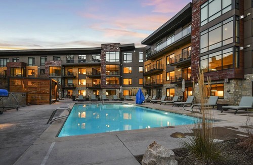 Park City Condo | Luxurious 3 BR in Canyons Village- Ski in/ski out by RedAwning