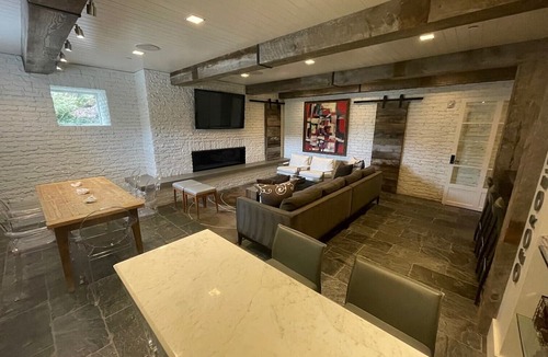Downtown Park City Hotel | Washington School House